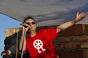 images/bandmitglieder/Michael_300x200.jpg#joomlaImage://local-images/bandmitglieder/Michael_300x200.jpg?width=300&height=200